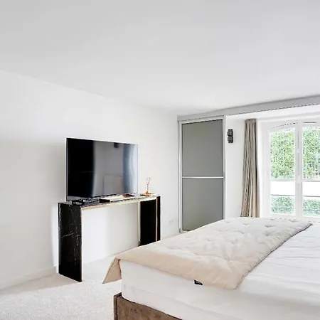 Sublime 6p Champs-elysees, Montaigne דירה