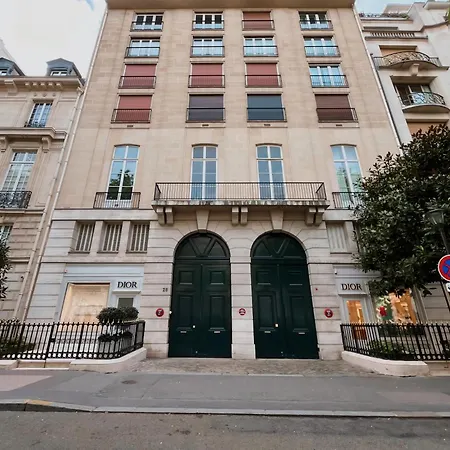 דירה Sublime 6p Champs-elysees, Montaigne *