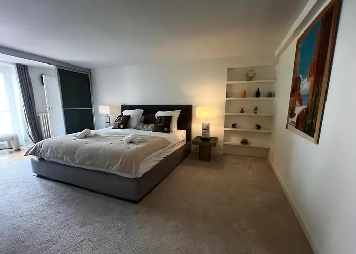 Sublime 6p Champs-elysees, Montaigne Appartement