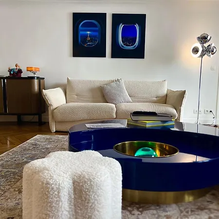 Apartment Sublime 6p Champs-elysees, Montaigne